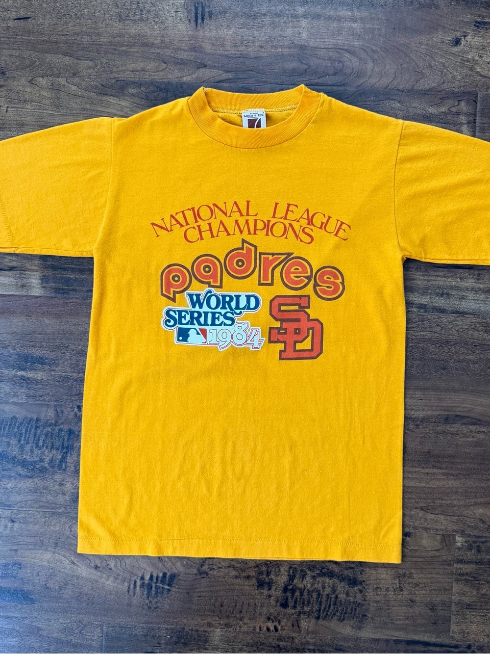 Vintage San Diego Padres 1984 NL West Champions T Shirt Logo 7 Sz Small